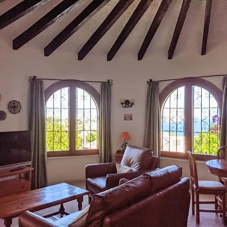 Holiday home Mit Privatem Pool Und Meerblick By Interhome Calpe